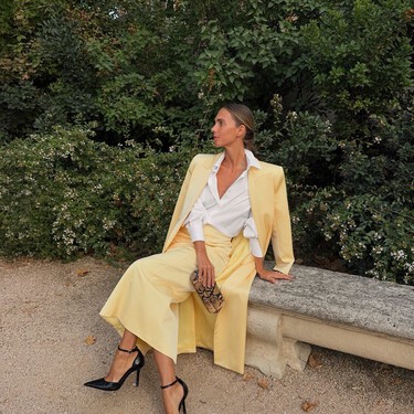 Cinco faldas nuevas, elegantes y en tendencia de Zara para llevar con mocasines este otoño 2026 