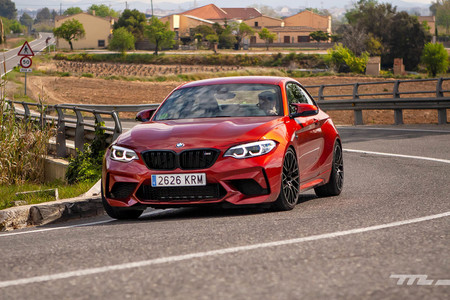 Ruta a la búsqueda del olvidado Circuito de Vilafranca del Penedés al volante de un BMW M2 Competition
