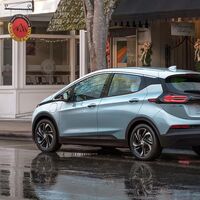 El riesgo de explosión con las baterías del Chevy Bolt, cada vez mayor: General Motors pide aparcar a 15 metros de otros coches