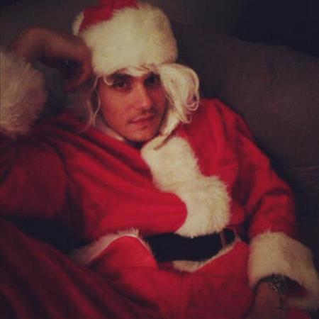 Ojo con el Papá Noel personal de Katy Perry, ¡me pido uno si estoy a tiempo!