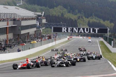 Desvelado el calendario oficial de las World Series by Renault 2012