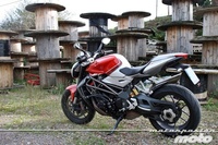 MV Agusta Brutale 1090 RR, prueba (conducción en autopista y pasajero)