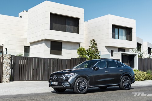 Mercedes Benz Glc 300 E 2025 012