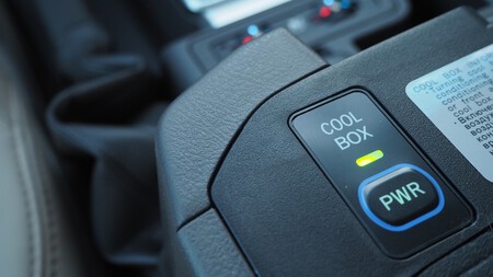 Toyota Land Cruiser Limited 24