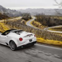 Fabricarán un Alfa Romeo 4C Spider edición limitada como homenaje al Duetto Spider
