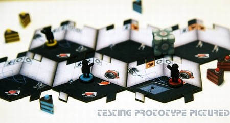 VX en corto: el juego de tablero de Portal y el tráiler del más que curioso Crawl