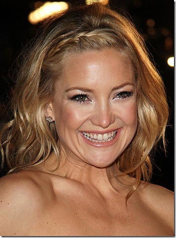 Foto de Quién luce mejor la melena suelta y una trenza cruzada (8/10)