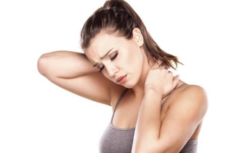 Acciones que debemos evitar para prevenir el dolor cervical