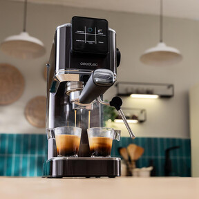 Alcampo tira la casa por la ventana con esta oferta disponible hasta el 25 de febrero: una cafetera exprés por solo 89,90 euros