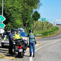 La madre de todas las multas va para este motero por jugar a la picaresca con la Guardia Civil de Tráfico