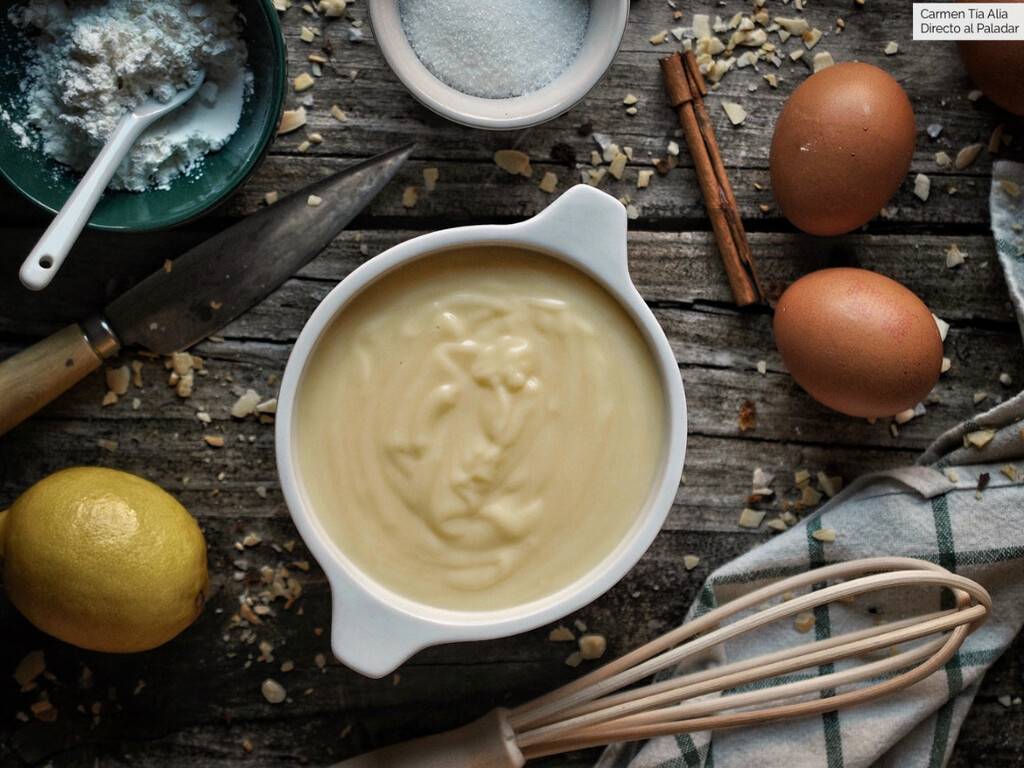 Crema pastelera casera: la receta tradicional más fácil y que siempre sale bien