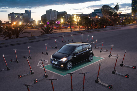Menos de un 8% de los españoles tiene intención de comprar un coche eléctrico a pesar de las ayudas, según el RACE