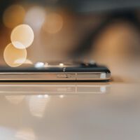 OnePlus era el último bastión del botón de silencio. Acaba de remplazarlo para subirse al carro de la IA