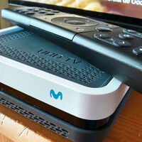 Dejé de usar la app de Movistar Plus+ por el descodificador, y me arrepentí: te bombardea con anuncios 