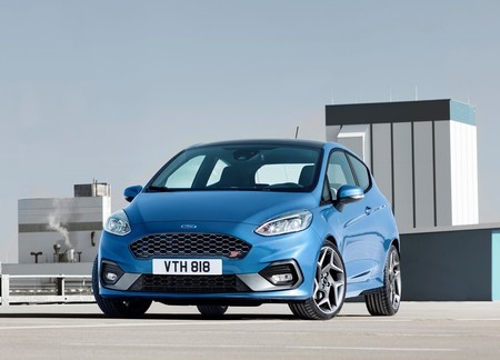 Ford Fiesta St 2018 1280 01