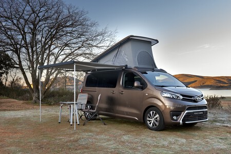 Toyotaproaceversocampernomadplushome5