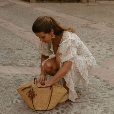 Ya están en Zara los vestidos pura tendencia más bonitos y elegantes de la primavera 2026  