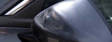 Su Honda Civic empezó a derretirse a 10 ºC bajo el sol de invierno. El concesionario le dice que se peine