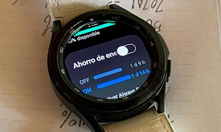 El smartwatch Wear OS con brutal autonomía y doble pantalla está  rebajadísimo con este cupón