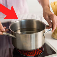 Macetas, adornos vintage  y hasta hieleras: 9 formas de aprovechar las ollas viejas que tienes en casa 