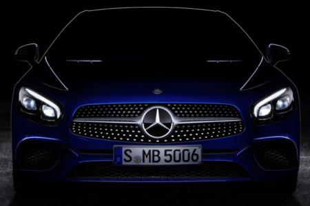 Mercedes-Benz nos da una pequeña muestra de lo que será su nuevo SL