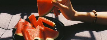 La fruta parece la cena perfecta para el verano. El problema es que no es tan buena idea como parece
