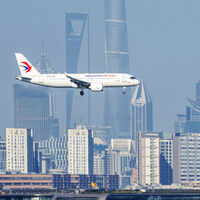 La guerra comercial entre China y EEUU va también de aviones. El Comac C919 ya amenaza el futuro de Boeing y Airbus 