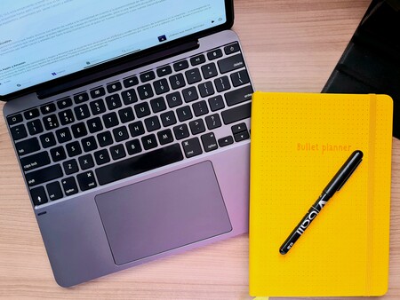 Brydge 12.9 MAX+, análisis: trackpad gigante, nuevo diseño y precio más ajustado para superar al Magic Keyboard de Apple