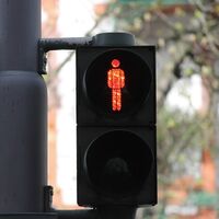 Las multas para peatones imprudentes: no cumplir las normas puede castigarse con sanciones de 80 hasta 1.000 euros