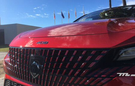 Peugeot 408 2023