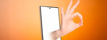 Tu móvil no está deformando el hueso de tu dedo, está haciendo algo peor: comprimir un nervio clave de la mano