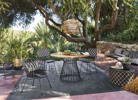 Rebajas en Maisons du Monde: alfombras, iluminación y muebles para decorar nuestra terraza o jardín sin gastar una fortuna