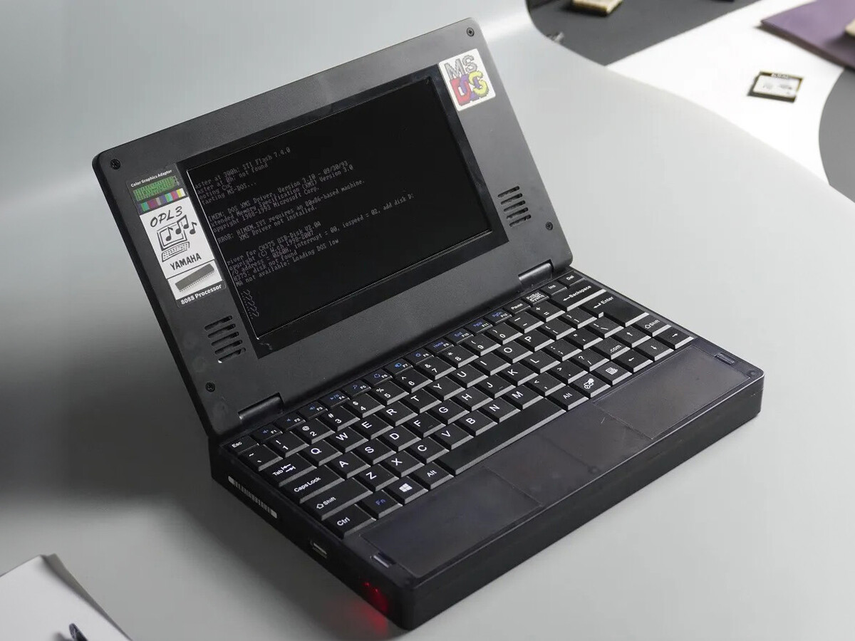 Windowsデスクトップ Manusinghe Don Alguien vende en AliExpress un curioso (y nuevo) portátil retro
