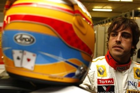 El nuevo casco de Fernando Alonso