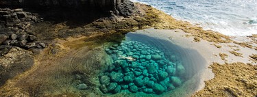 He encontrado la piscina natural más impresionante de España. Parece una infinity pool con vistas al mar y nunca hay gente
