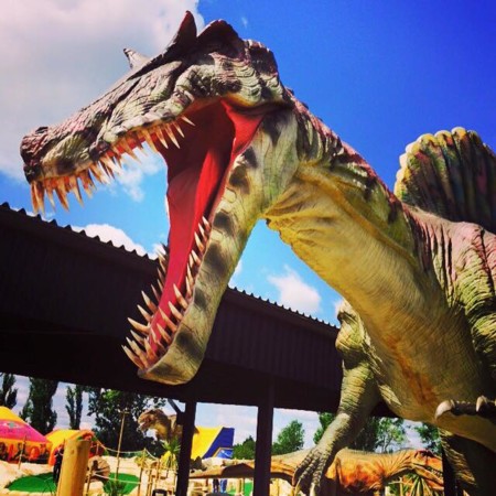 Golf y dinosaurios se unen en un nuevo parque temático de Londres