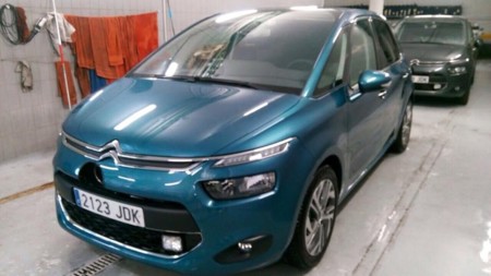 Cincuenta de estos Citroën C4 Picasso "radar edition" velan por tu seguridad