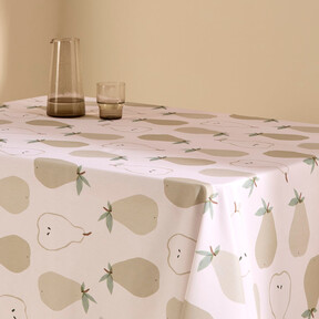 Atemporal y antimanchas: el mantel perfecto para comer a diario en la cocina sin tener que preocuparse por la mesa