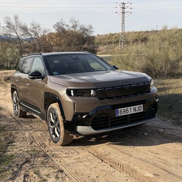 Probamos el Jeep Compass: ahora es más SUV para familias y menos para aventuras