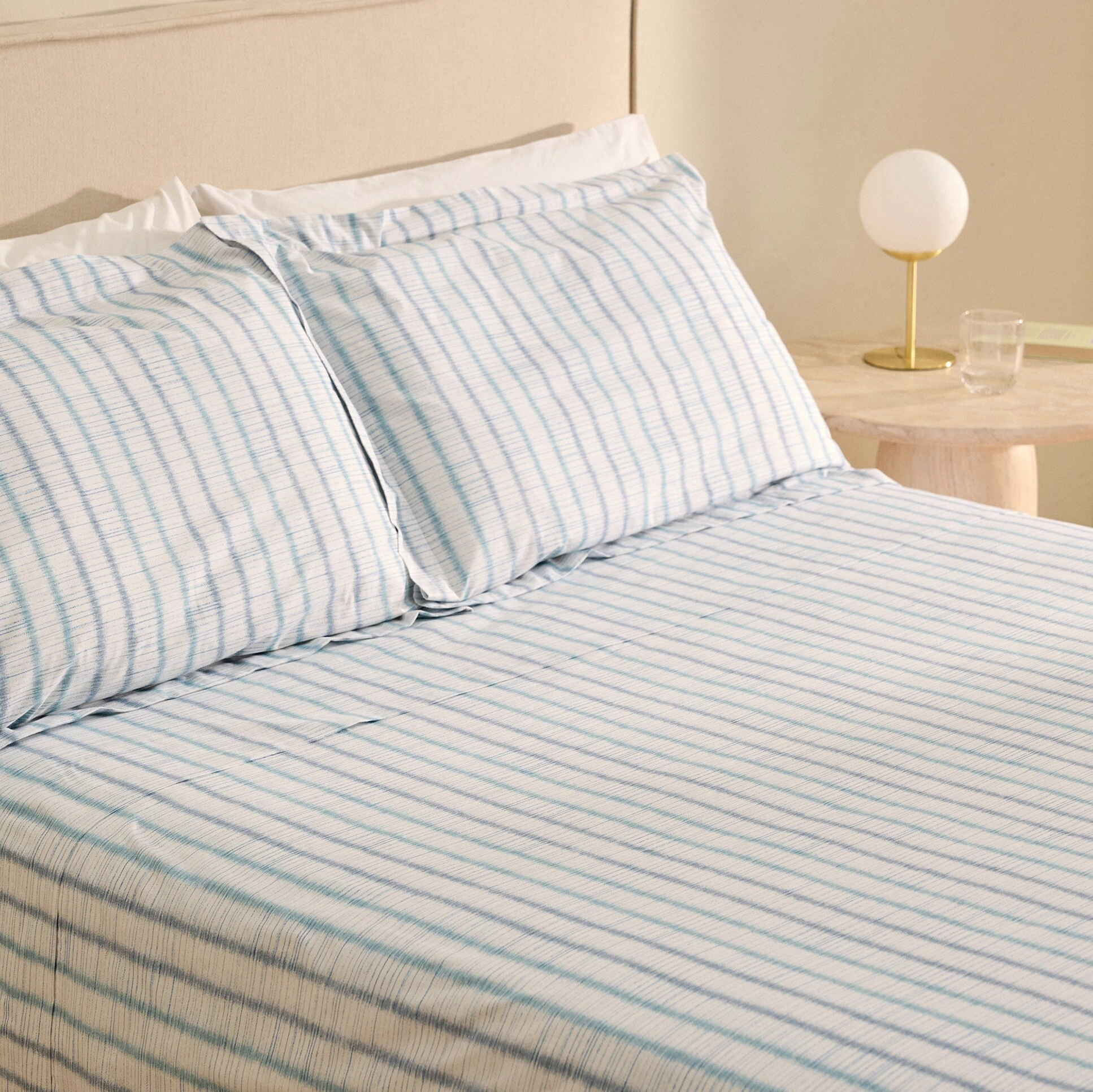 El Corte Inglés
Juego de sábanas algodón Alison Azul Cama 90 cm