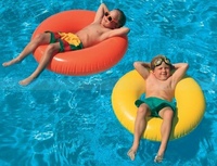 El cloro de las piscinas incrementa el riesgo de alergias infantiles