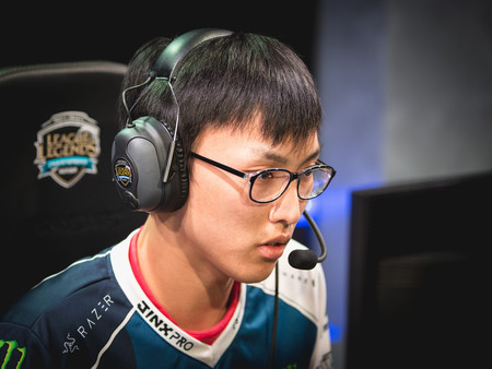 Doublelift vuelve a Team Solo Mid tras su "descanso"