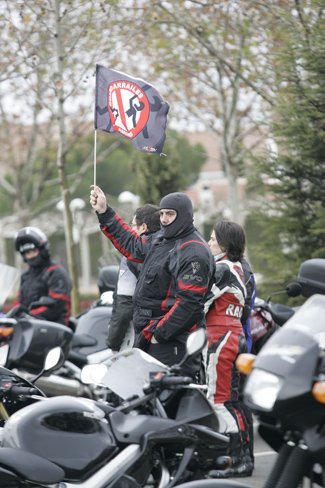 Moteros antiguardarrailes