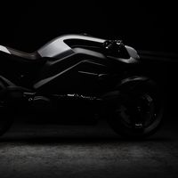Comunicación háptica, 127 CV y un precio de 103.000 euros: así es la moto eléctrica ARC Vector