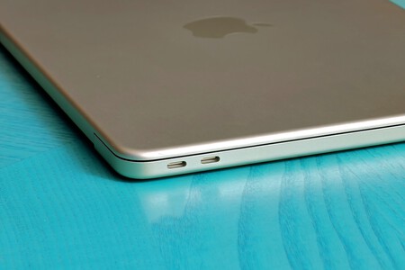 Apple Macbook Neo Analisis Mexico Puertos Usb C