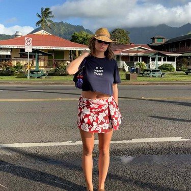 Parecen unas bailarinas pero son las nuevas sneakerinas de Adidas en color açaí que llevan todas las modernas 