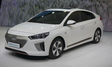 El Hyundai Ioniq tendrá toma de recarga CSS Combo
