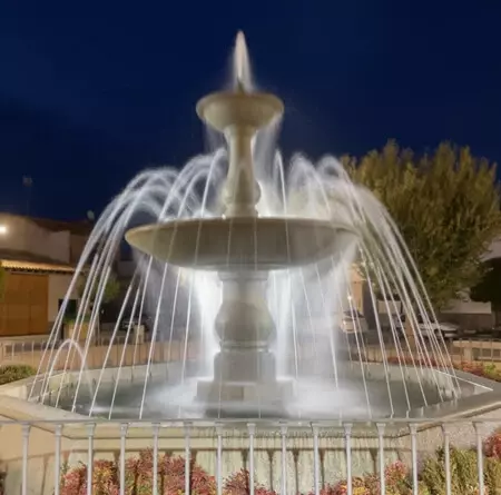 噴水もこの効果を引き出すのに適したオブジェクトです。