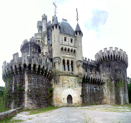 Fachada Del Castillo De Butron