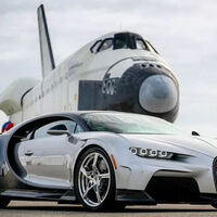 Duelo de prejubilados. La carrera entre un Bugatti Chiron y un transbordador de la NASA es de lo más épico en lo que va de año
